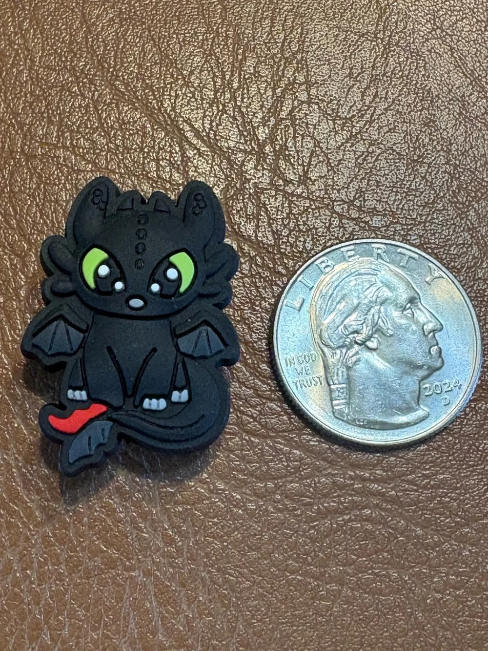 Toothless from How To Train Your Dragon Croc Charm - Picture 4 of 4